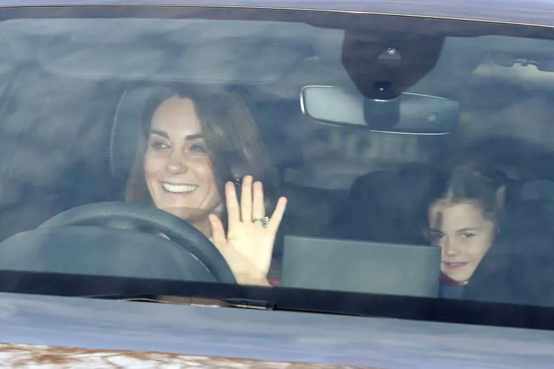 La royal family britannica inaugura i tradizionali festeggiamenti di Natale