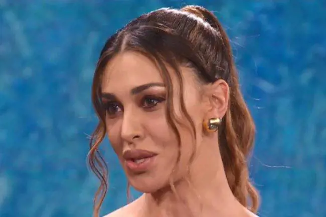 Belen Rodriguez: "Sono prigioniera del mio personaggio e mi atteggio a 'fenomena'"