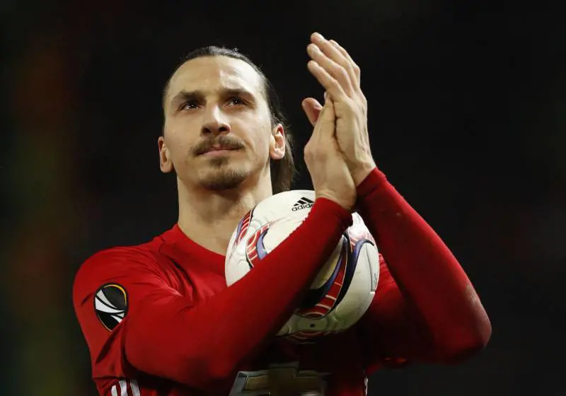 Ibrahimovic al Milan, tifosi entusiasti: "Prenderà tutti a schiaffi"