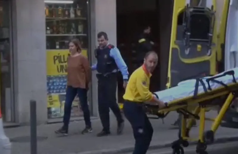 Droga la figlia e la affoga nella vasca da bagno: fermata 49enne