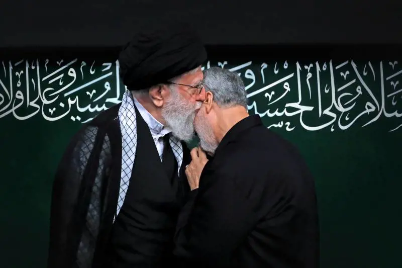 La risposta simbolica degli ayatollah Salva l'onore ferito ma evita l'escalation
