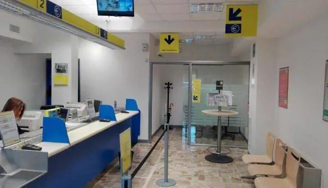 Il reddito di cittadinanza "rubato" dai romeni: cosa facevano...