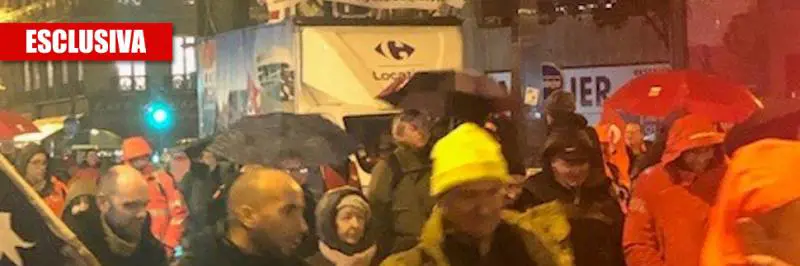 Parigi, sciopero nazionale mette in ginocchio la capitale