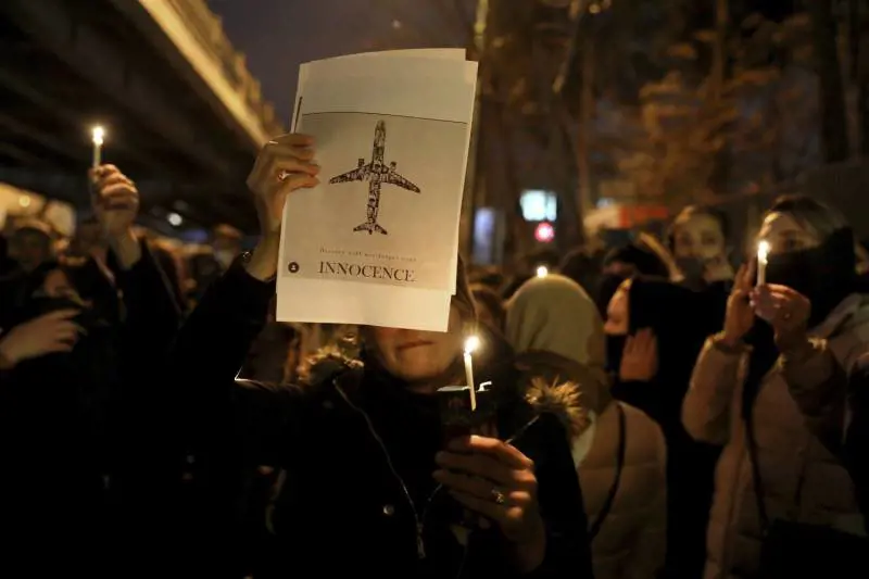 Presentatrice tv iraniana si dimette: "Sull'aereo abbattuto ho mentito"