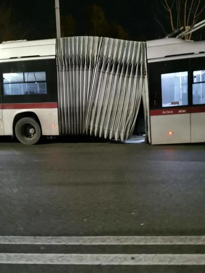 Sprechi e favoritismi all’Atac, indagati 37 ex manager