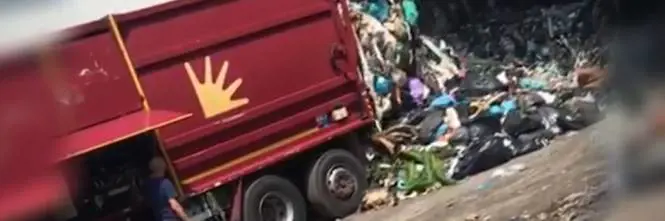 Raggi fa la "green" ma in casa Ama il 92% della flotta va a gasolio