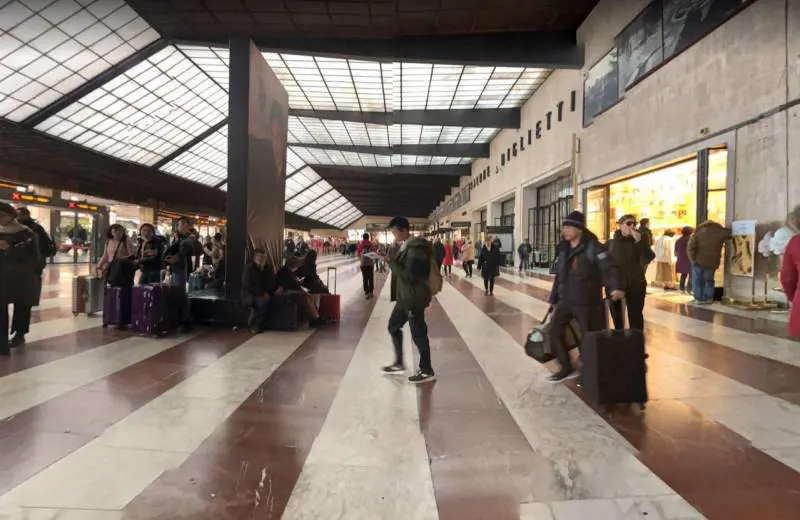 Firenze, adesca e pesta trans: preso rapinatore seriale senegalese 