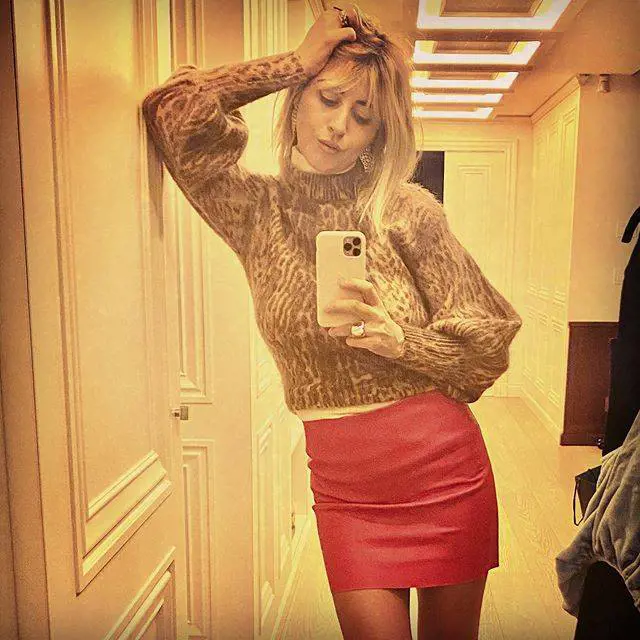 Lady Marchisio su Instagram: "Il mio primo e unico book fotografico". Follower in delirio