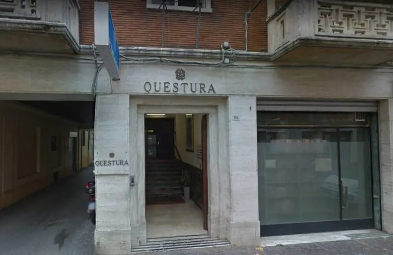 Rimini, albanese ubriaco aggredisce sanitari e agenti: arrestato