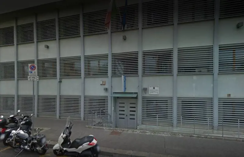 Torino, preso magrebino: aggredisce e rapina amici per comprare crack