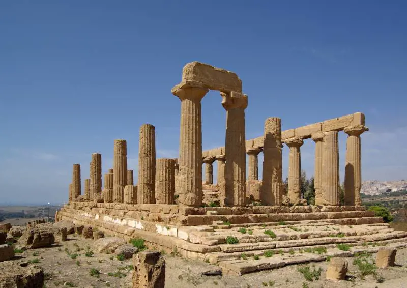 I misteri dell'area sacra, nella Valle dei Templi nuova campagna di scavi