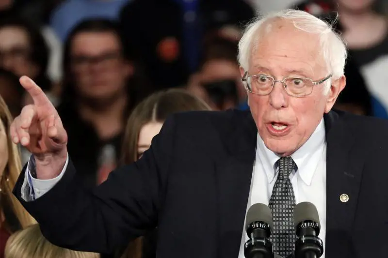 Tutti per Biden contro Sanders Ma può ridere solo Bloomberg