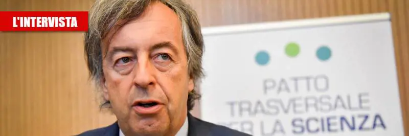 Burioni: "Giusto non mandare a scuola i bimbi che tornano dalla Cina"
