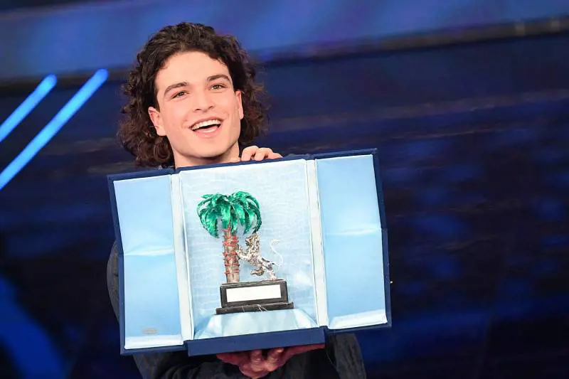 Leo, il ragazzo d'altri tempi (anche musicali)