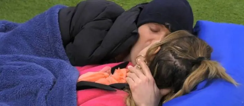 Clizia Incorvaia si sente in colpa per aver baciato Paolo: "Non ho superato la prova"