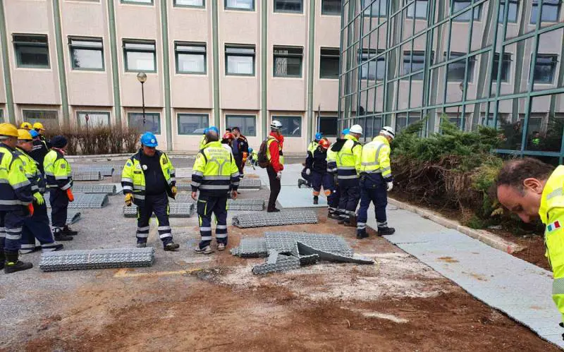 "I casi aumenteranno. Ancora troppi passaggi per fare un tampone"