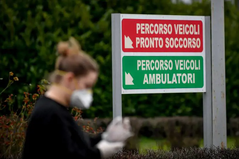 "Ecco perché abbiamo il record dei contagiati da Coronavirus"