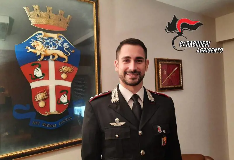 Rischia di soffocare con un boccone: salvato da un capitano dei carabinieri