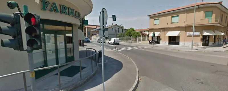 Gorizia, ragazza down scippata per strada: è sotto choc