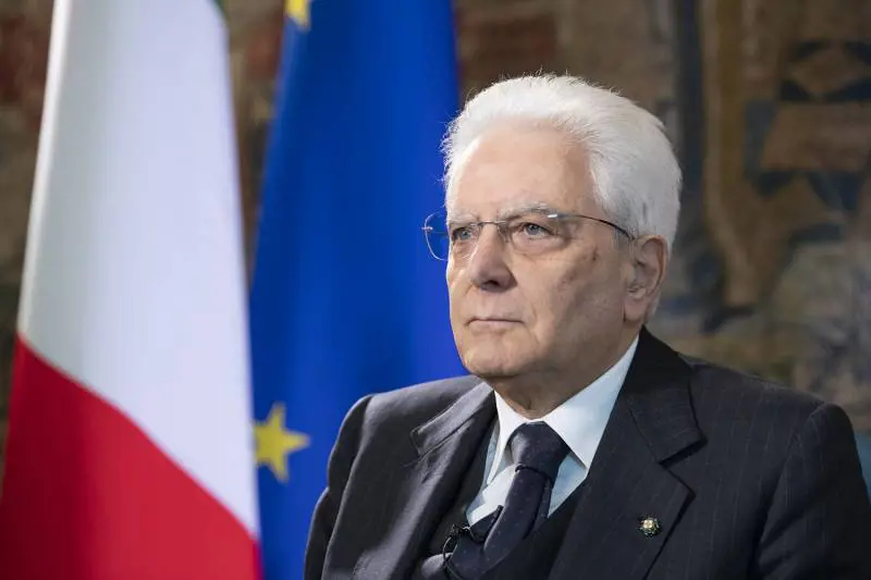 Virus, il Colle rassicura gli italiani: "Nessuna ansia, serve fiducia"