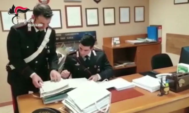 Truffe alle assicurazioni e falsi incidenti, 66 indagati in Calabria