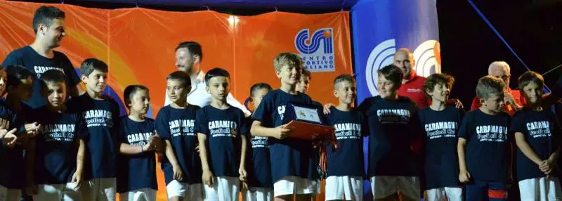 Imperia, pallone di spugna e YouTube per allenarsi da casa