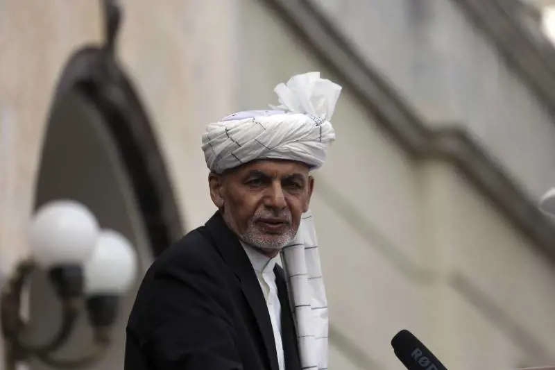 Stallo in Afghanistan, i presidenti sono due