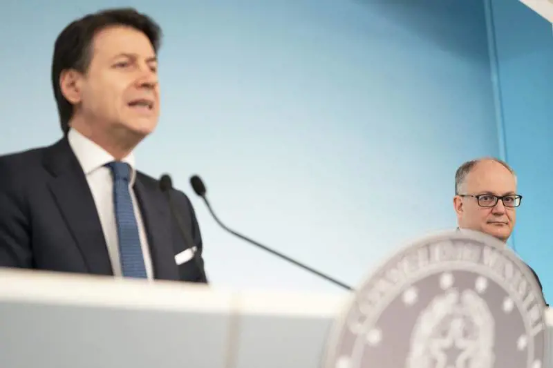 Mes, Conte: "Eurogruppo lunedì si concentri su coronavirus"