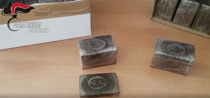 Caserta, sequestrati 48 chili di droga provenienti della penisola iberica