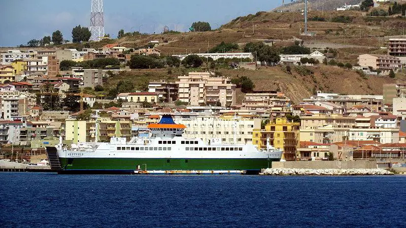 Musumeci: "A Villa San Giovanni una sola pattuglia a fare i controlli"
