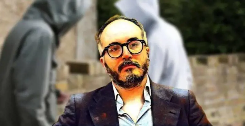 Il post choc di Christian Raimo: "In questi giorni non si trova la roba..."