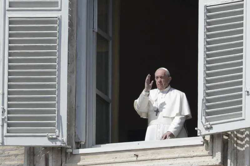 Vaticano, primo caso a Santa Marta, dove vive il Papa: ricoverato membro della Segreteria Vaticana