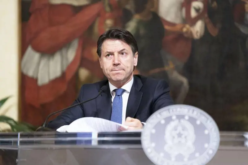 Conte: "Il Mes? Valutiamo solo alla fine"