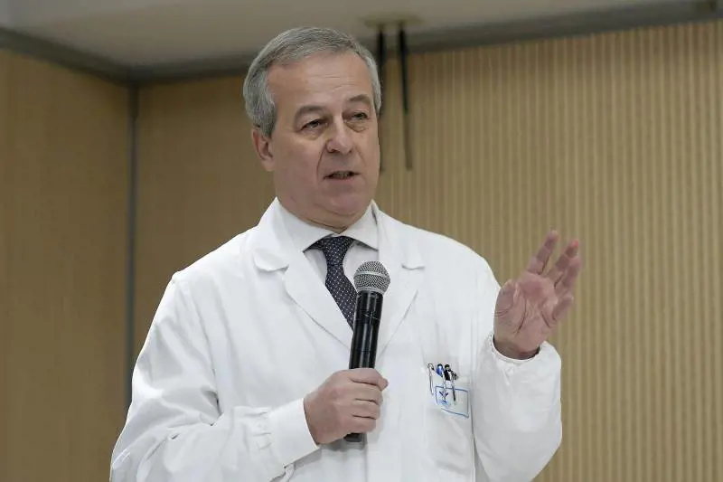 "Non siamo in situazione di panico" Locatelli smentisce gli allarmisti