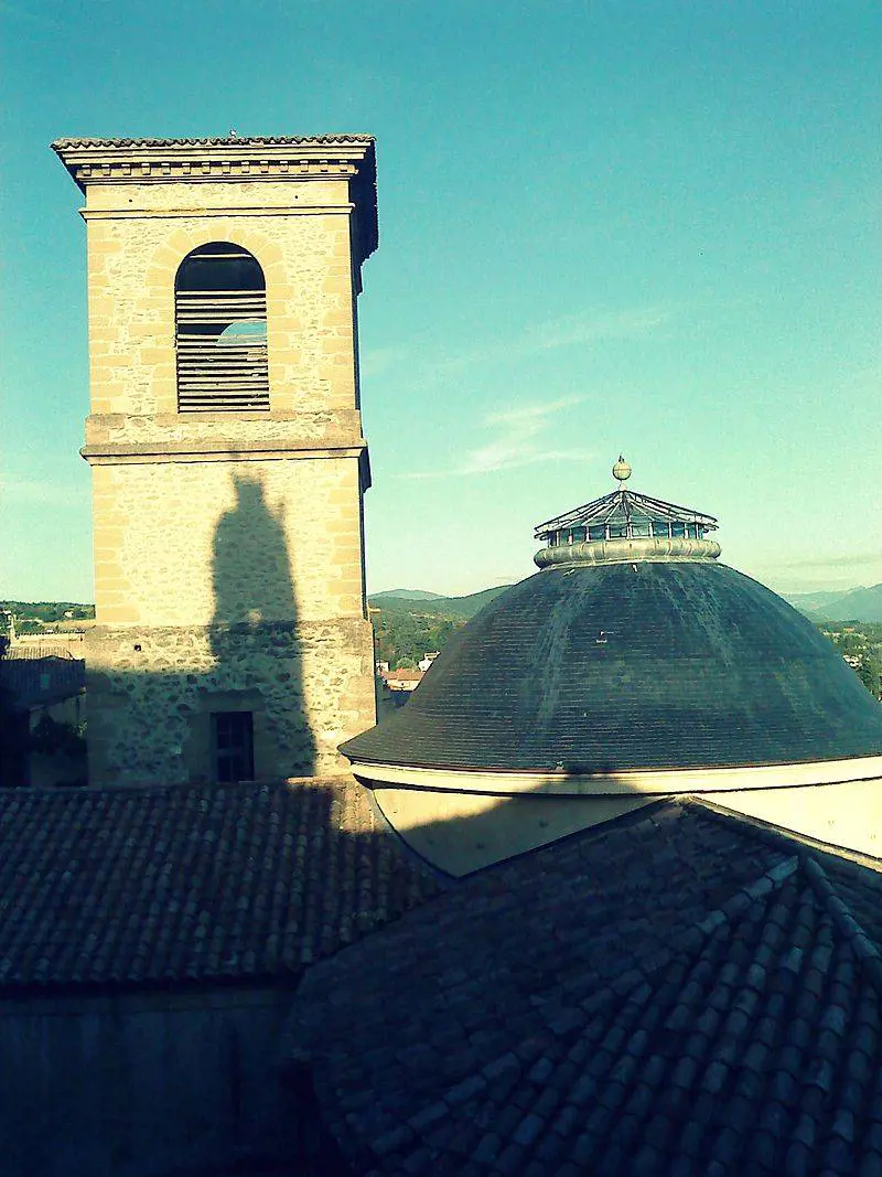 Francia, il mistero di un convento "infiltrato" dal coronavirus