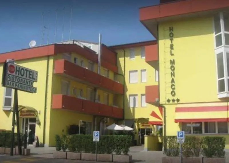 Più di 100 migranti contagiati: ora un hotel terrorizza Verona