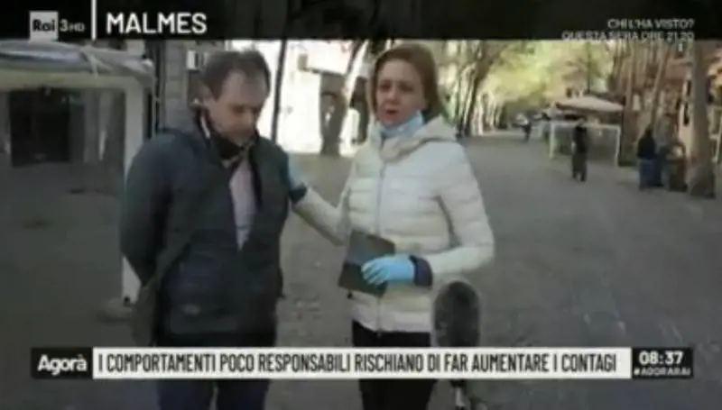 La gaffe l'inviata di Agorà: "Non siamo fortunati, non c'è nessuno"