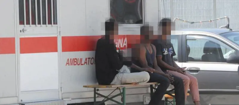 Ventimiglia: un caso di covid tra i migranti, campo Roja in quarantena