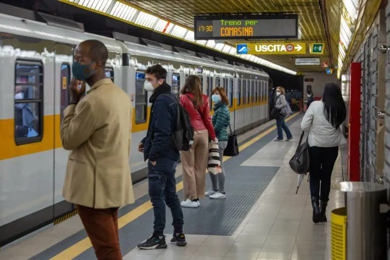 Tangenti e appalti truccati sulla metro: raffica di arresti all'Atm
