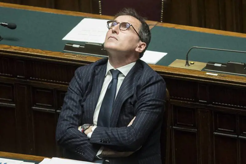 La "strategia" di Boccia: bastone con la Calabria carota con le regioni Pd