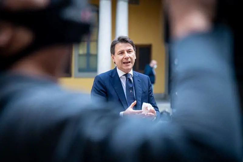 Il governo è in alto mare. Nuovo stop al dl Rilancio e maggioranza spaccata