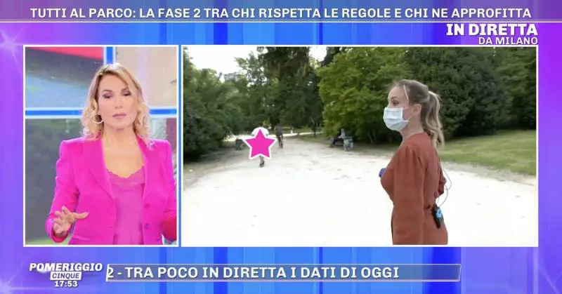 Vede l'inviata e si cala i pantaloni in diretta: gelo in studio