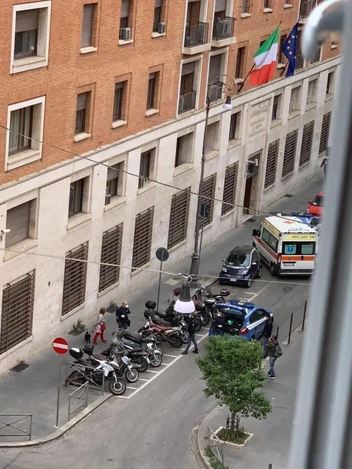 Tentato stupro all'Esquilino, i residenti: "Nessuna fase 2 qui, abbiamo paura a uscire di casa"