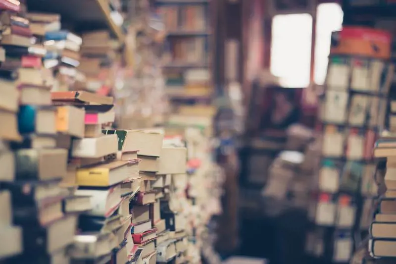 La chiusura affonda editori e librerie