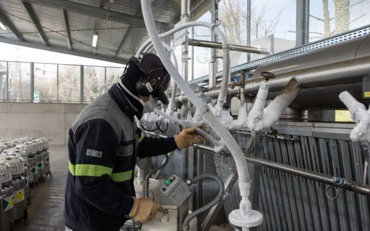 "Gli infetti non contagiano i colleghi": primo test nella fabbrica veneta
