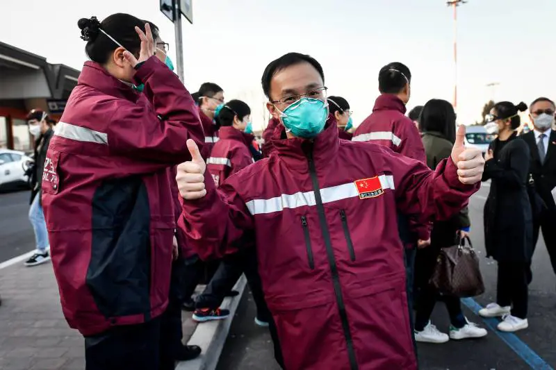 Unite contro il virus: il documentario sulla lotta al Covid-19 di Cina e Italia