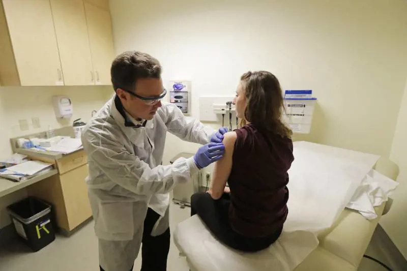 Il vaccino? Smart e italiano. Gli Usa pronti col farmaco