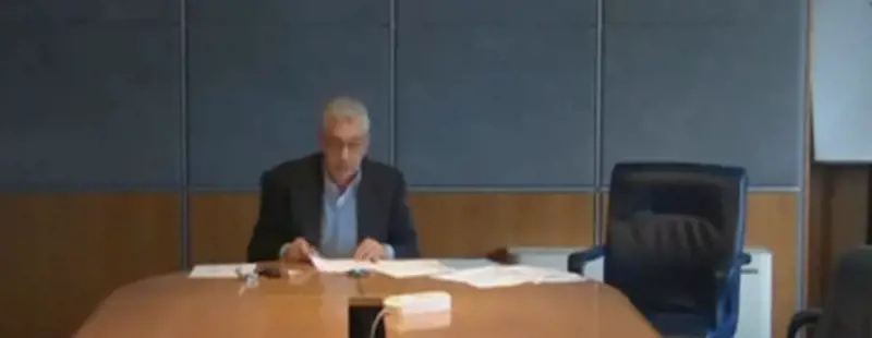 La difesa scomposta di Arcuri: sui ritardi non è mai colpa sua