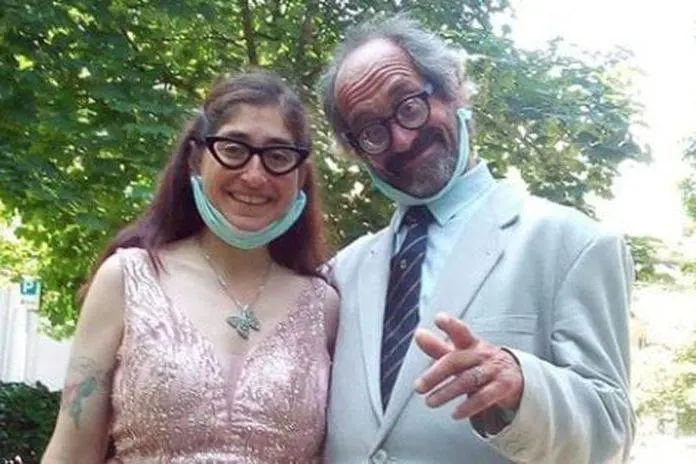 Silvia e Alessandro, sposi senzatetto che ci insegnano cos'è la libertà