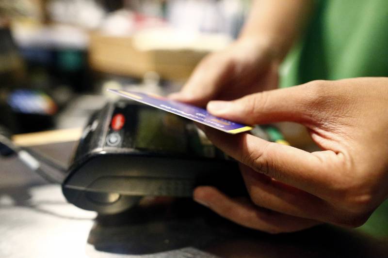 Pagamenti elettronici pos bancomat carta di credito